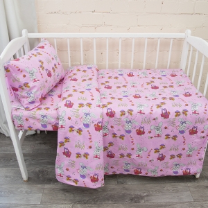 Постельное белье в детскую кроватку из бязи 1304/2 Лесная сказка цвет розовый ГОСТ